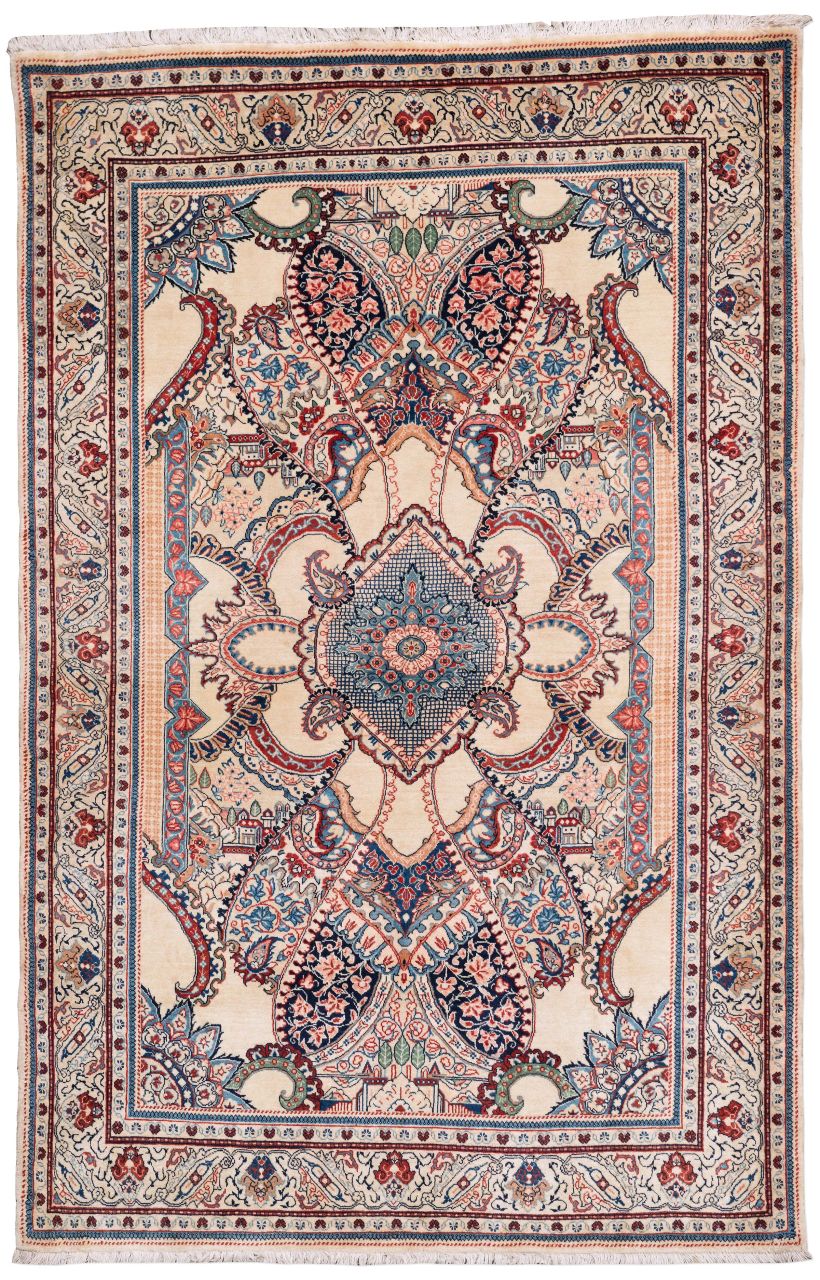 Bild eines Keschan aus Persien in der Göße 208 x 135 cm
