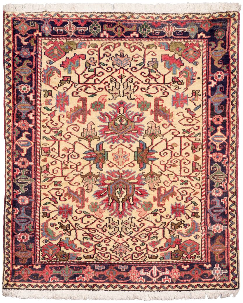 Bild eines Heriz aus Persien in der Göße 135 x 105 cm