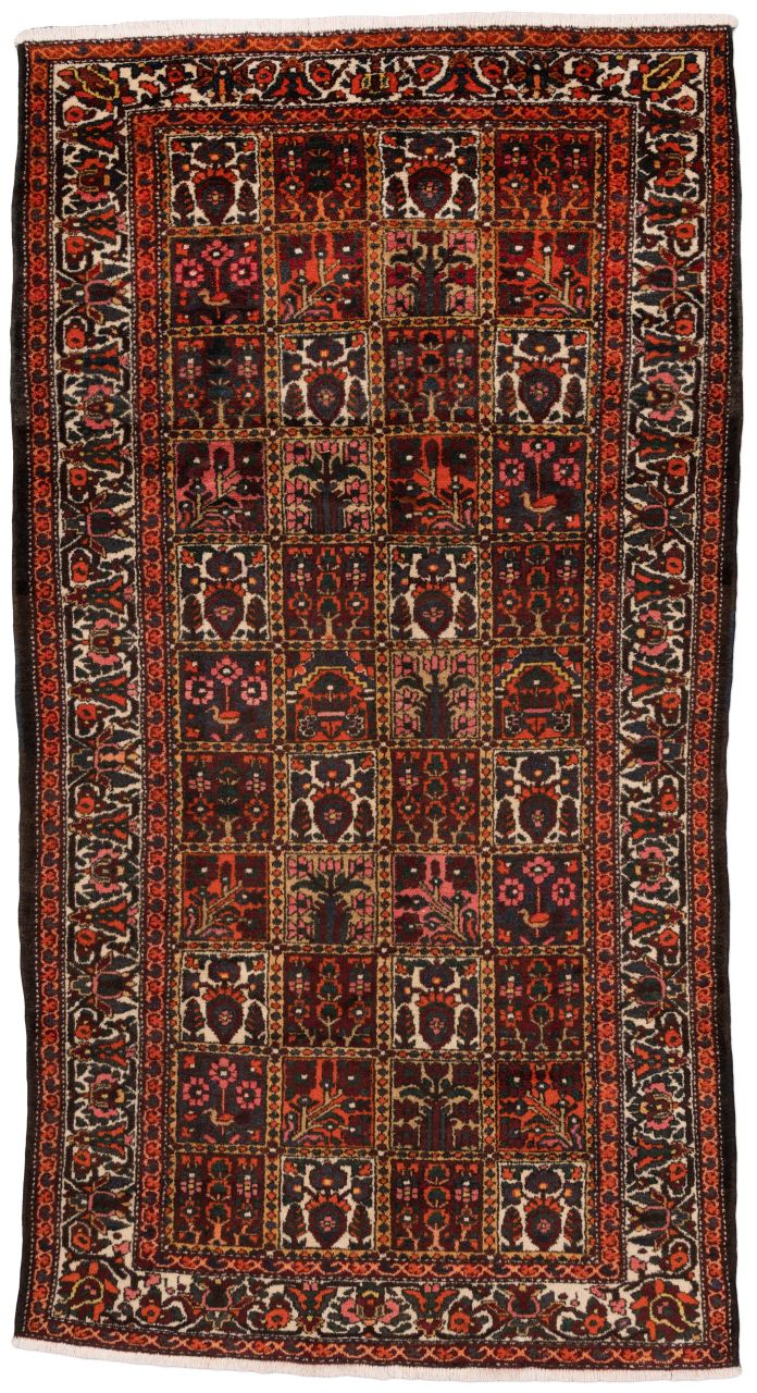 Bild eines Bachtiar aus Persien in der Göße 289 x 157 cm