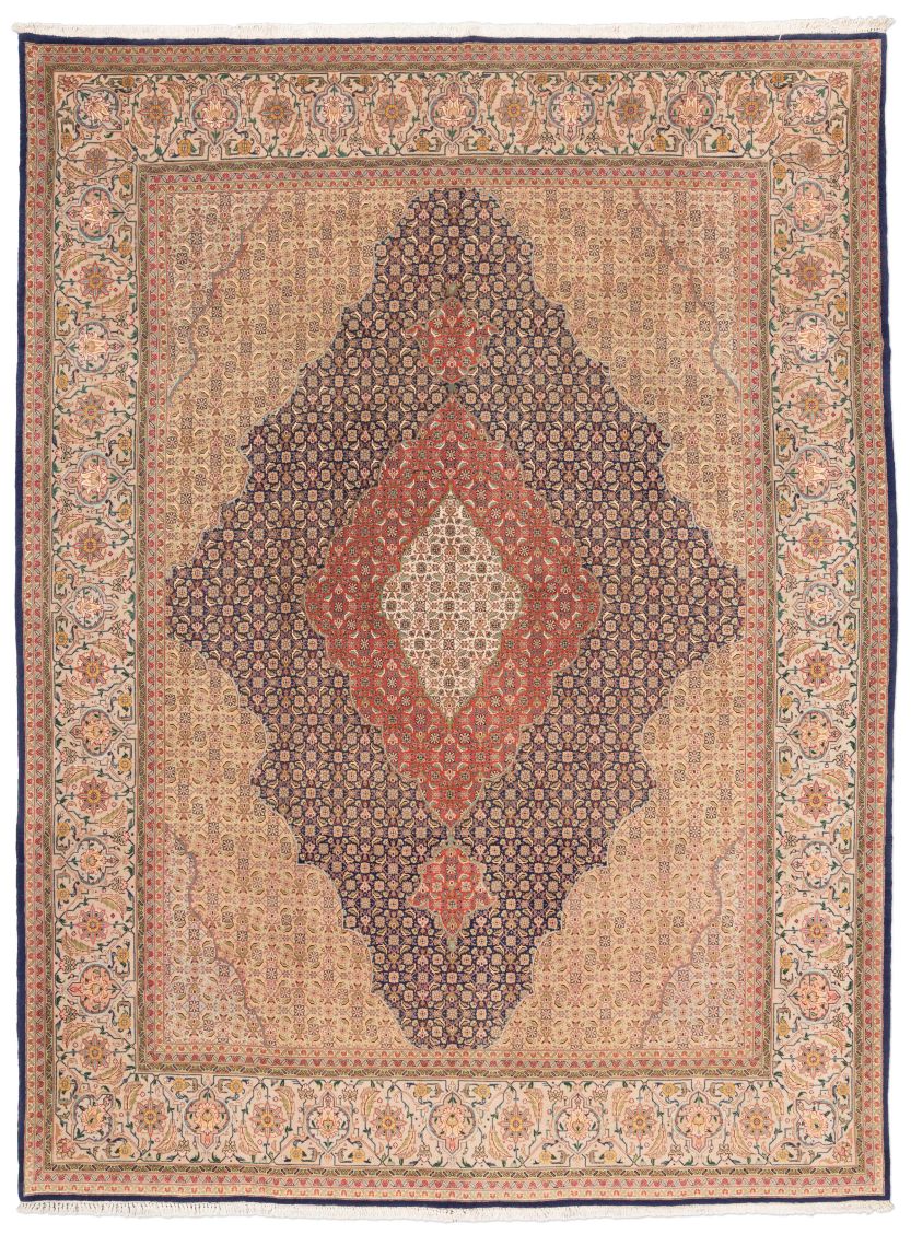 Bild eines Täbriz aus Persien in der Göße 330 x 250 cm