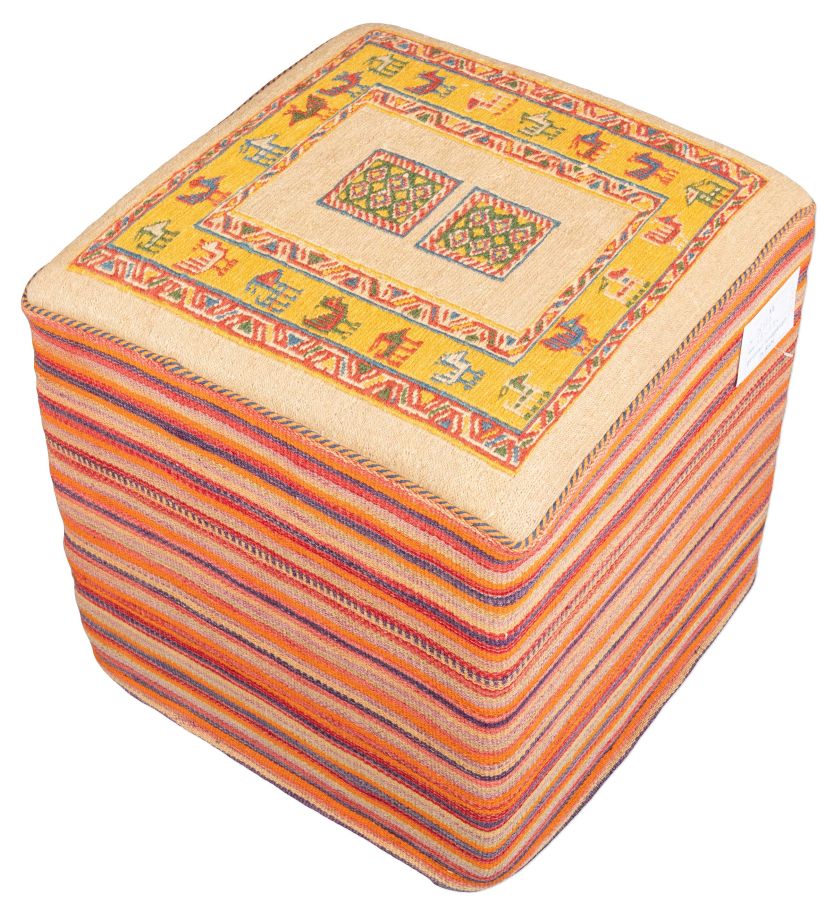 Bild eines Afschar-Tabii-Sitzwürfel aus Persien in der Göße 48 x 44 cm