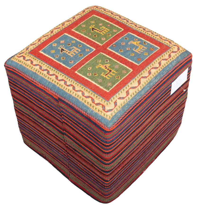Bild eines Afschar-Tabii-Sitzwürfel aus Persien in der Göße 47 x 48 cm