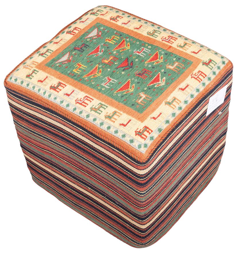 Bild eines Afschar-Tabii-Sitzwürfel aus Persien in der Göße 43 x 50 cm