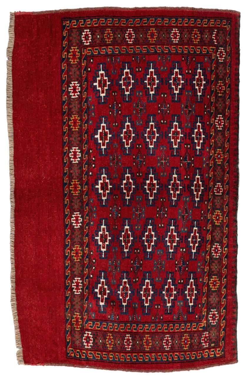 Bild eines Jomuth aus Turkmenistan in der Göße 123 x 72 cm