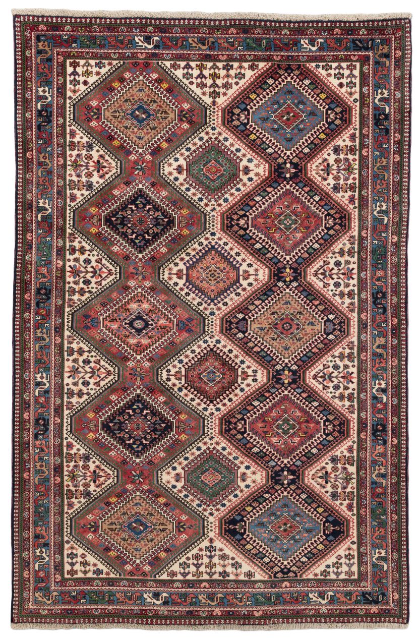 handgeknüpfter Orienteppich Aliabad aus Persien Maß 245x160 cm
