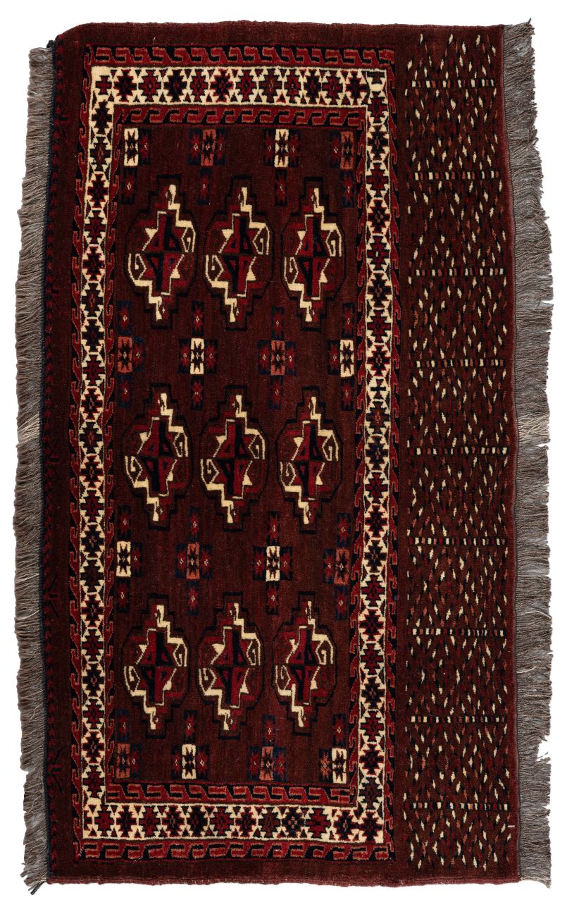 handgeknüpfter Orienteppich Jomuth aus Turkmenistan Maß 119x66 cm