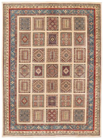 Bild von Ferahan-Bachtiari aus Afghanistan in der Größe 332 x 246 cm